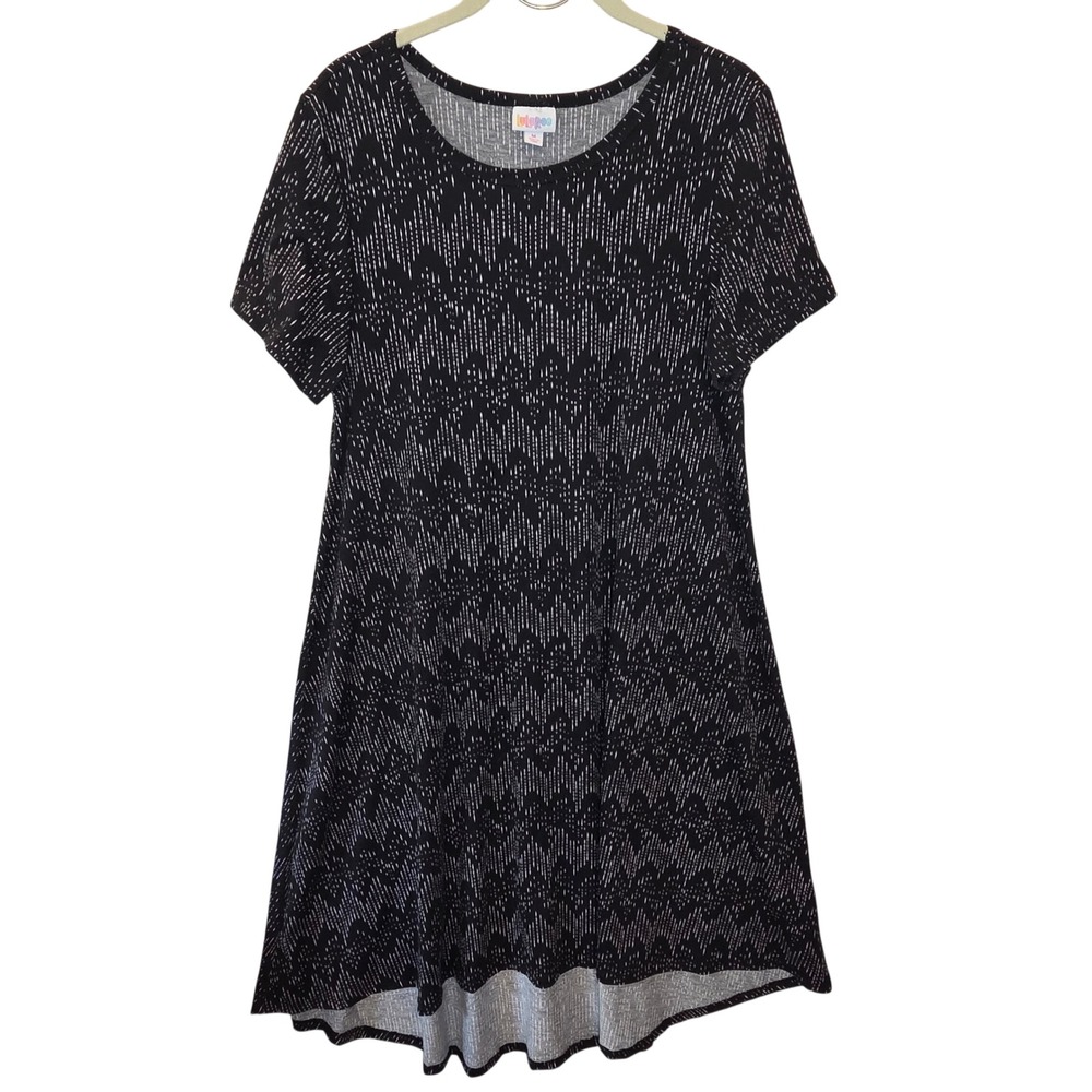 LuLaRoe Carly Tunic Dress Medium Black White Abstract Dash High Low Short Sleeve